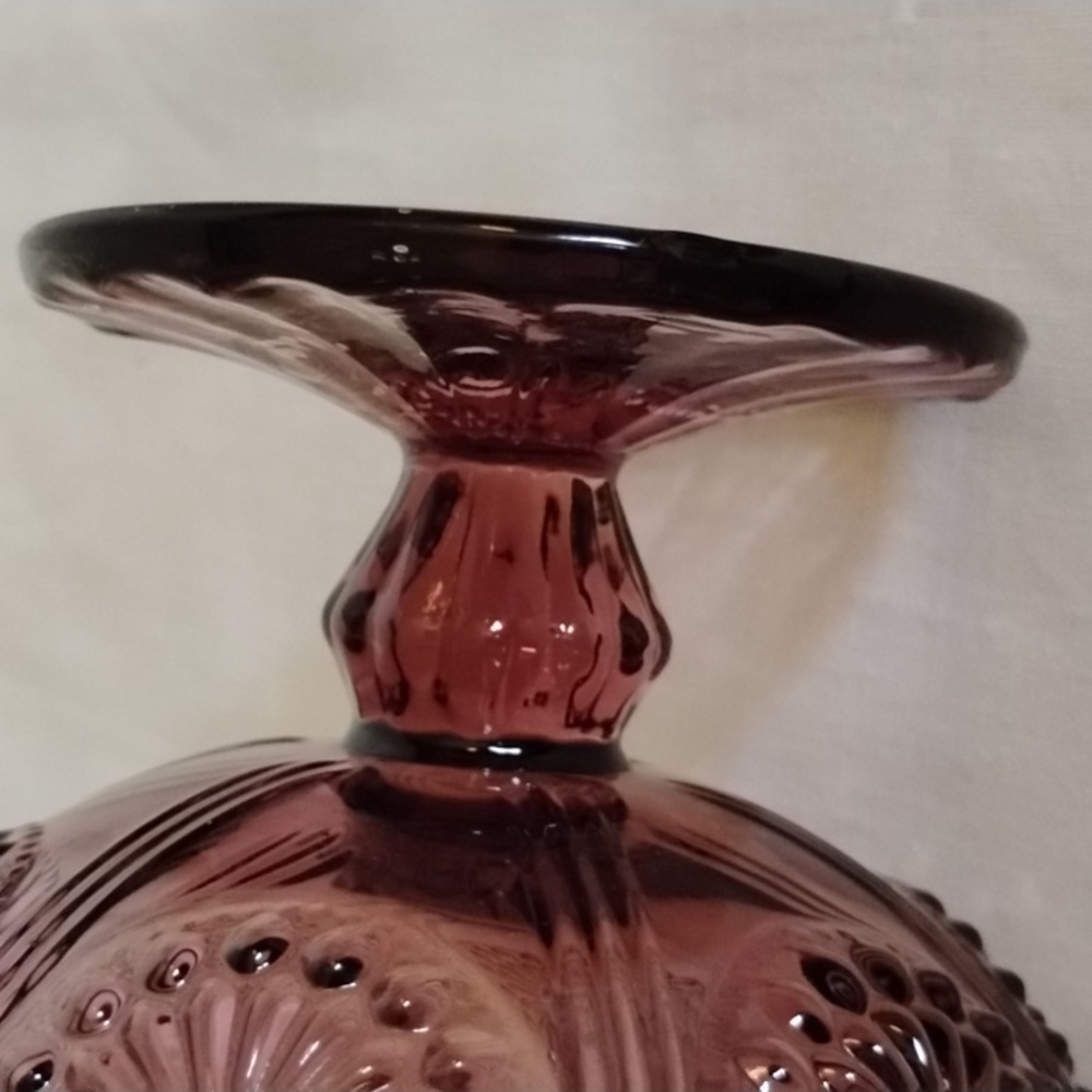 PIONEER WOMAN ADELINE PLUM FOOTED EMBOSSED GLASS DESSERT OR SUNDAE CUP - Picture 8 of 8